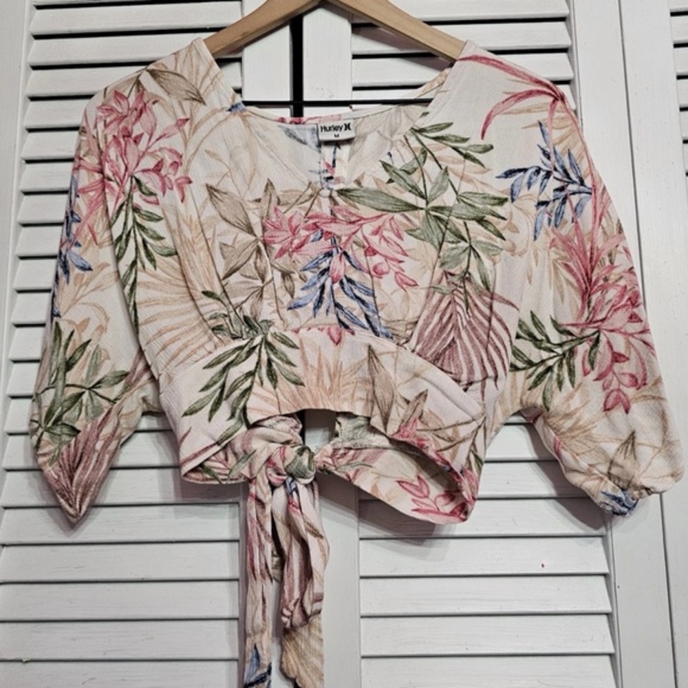 Hurley - Tropical Print Blouse‎